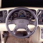 GMC Yukon 2003 года